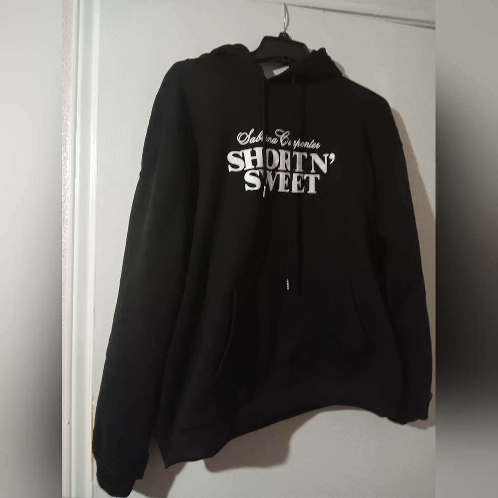New Sabrina Carpenter Short N Sweet Black Pullover Fleece Hoodie / 2XL